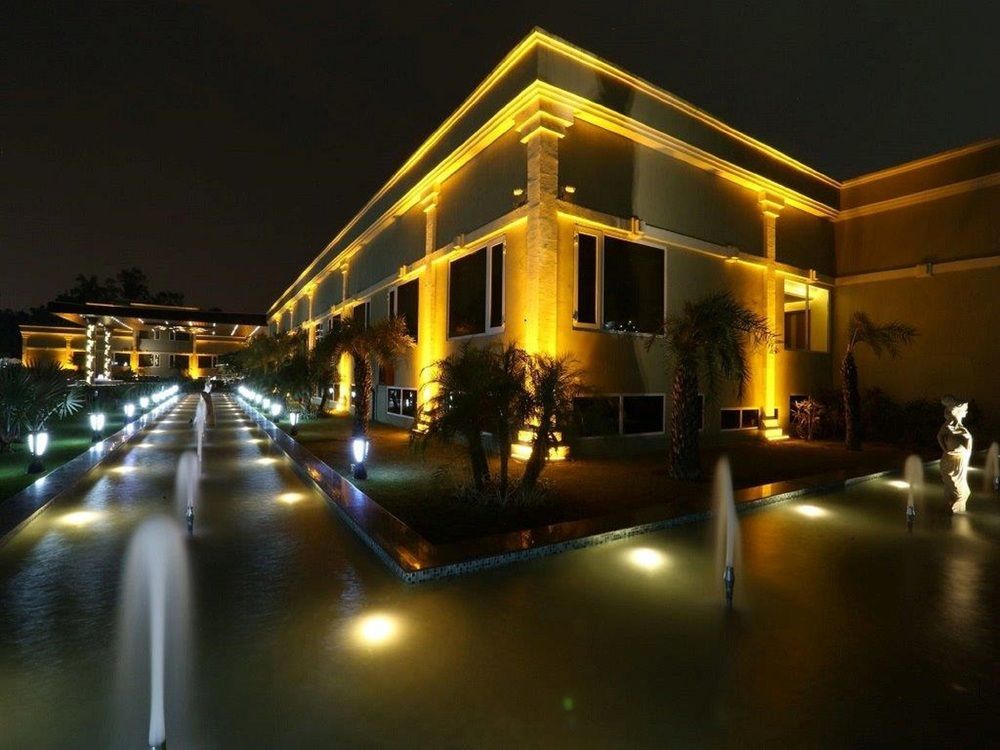 فندق غورغاونفي  Atrio By Devam المظهر الخارجي الصورة